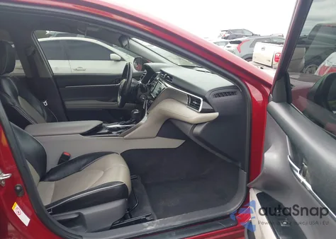 2018 Toyota Camry Se from USA, damaged, VIN 4T1B11HK7JU554613